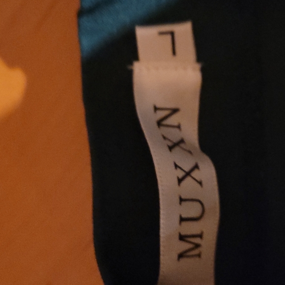 Woman's Muxxn Green Dress, Sz L - Picture 9 of 10